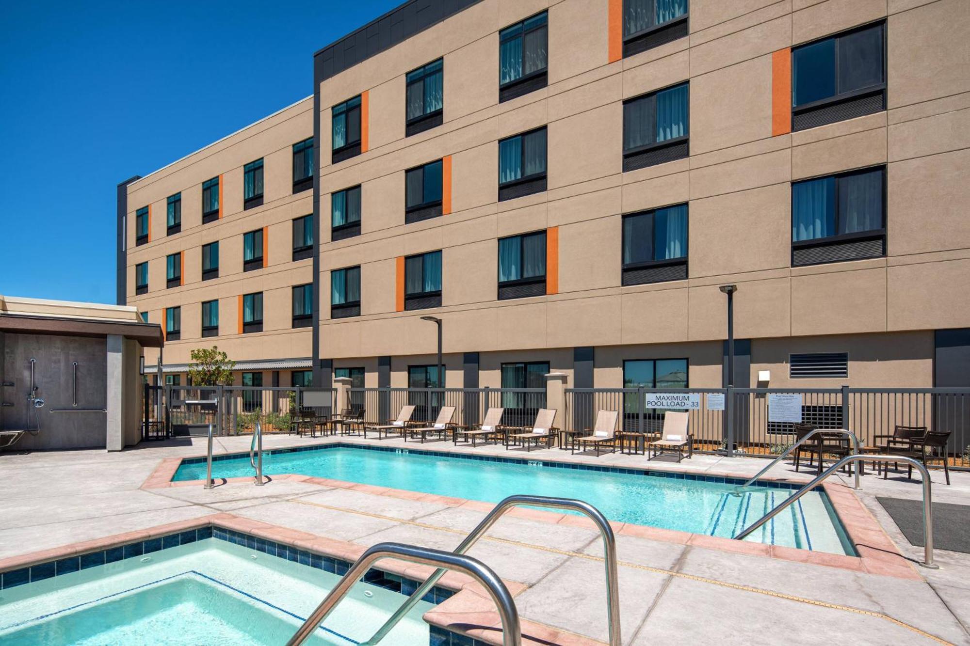 Courtyard By Marriott Petaluma Sonoma County Hotel Luaran gambar