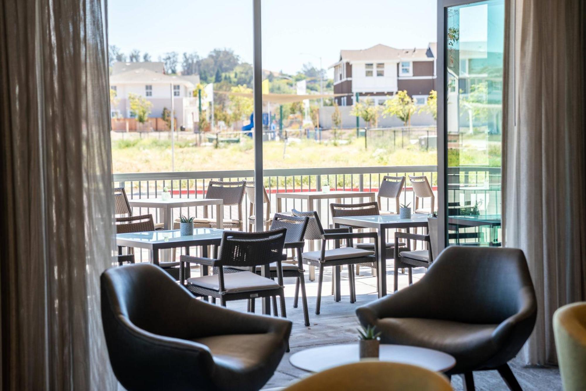 Courtyard By Marriott Petaluma Sonoma County Hotel Luaran gambar